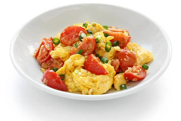 Scrambled Eggs with Salad