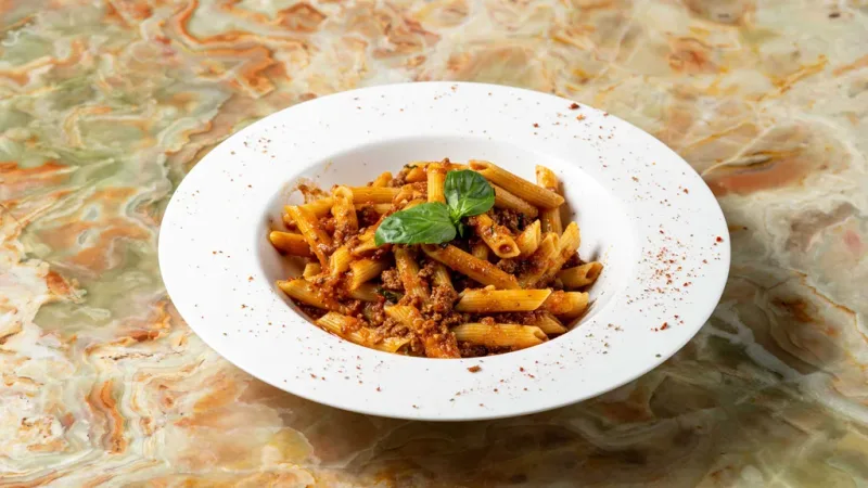 Vegan spaghetti bolognese